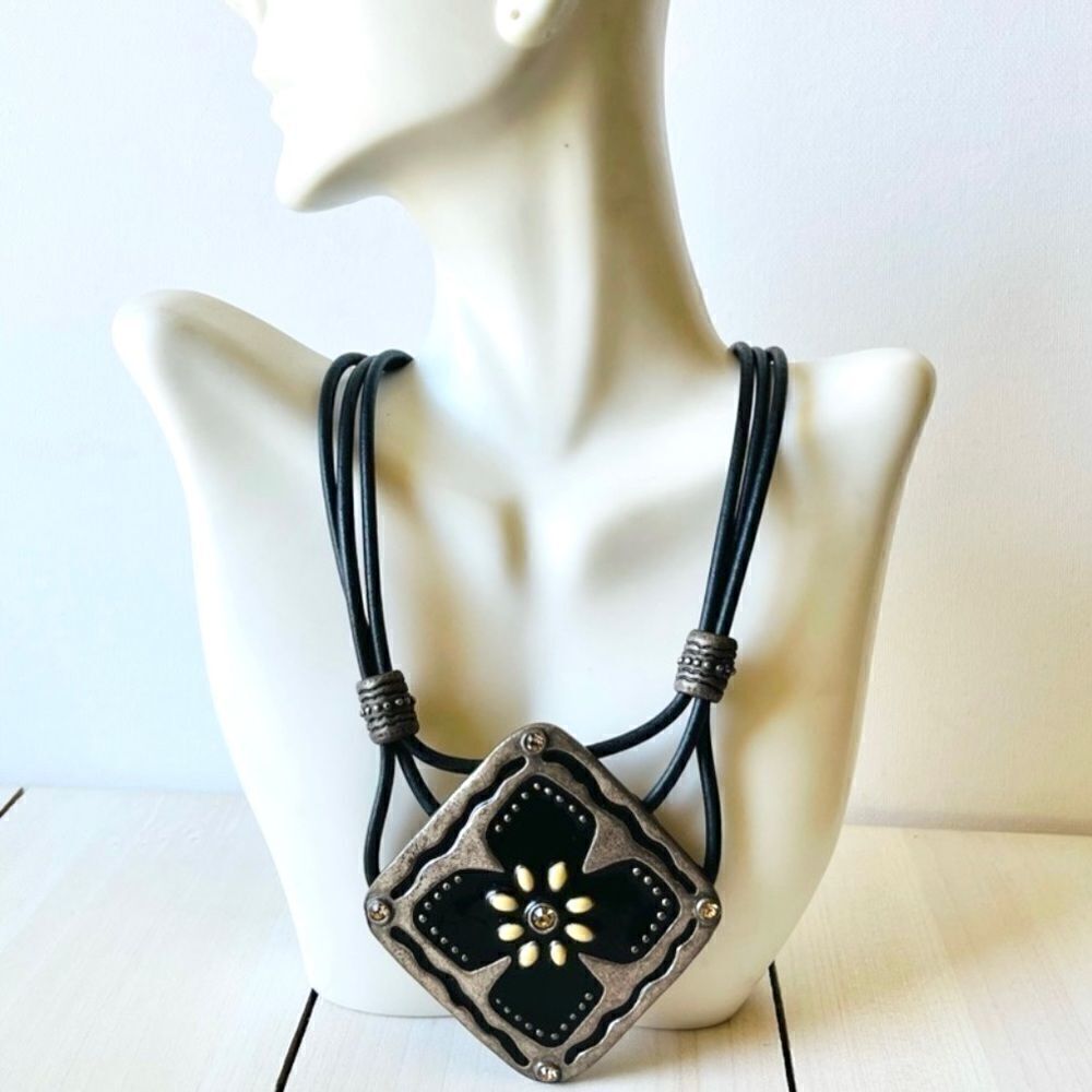 Necklace Bohemian chunky Black Vintage Style